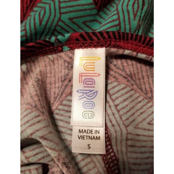 LuLaRoe Perfect-T Women's Red / Green Diamond Pattern T-Shirt, Size: Small, New - Picture 5 of 8